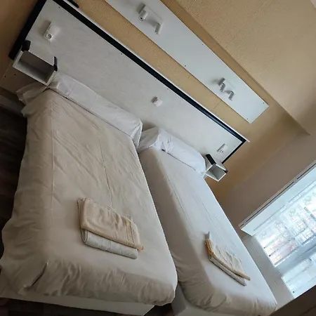 Du Rocher 2* Lourdes